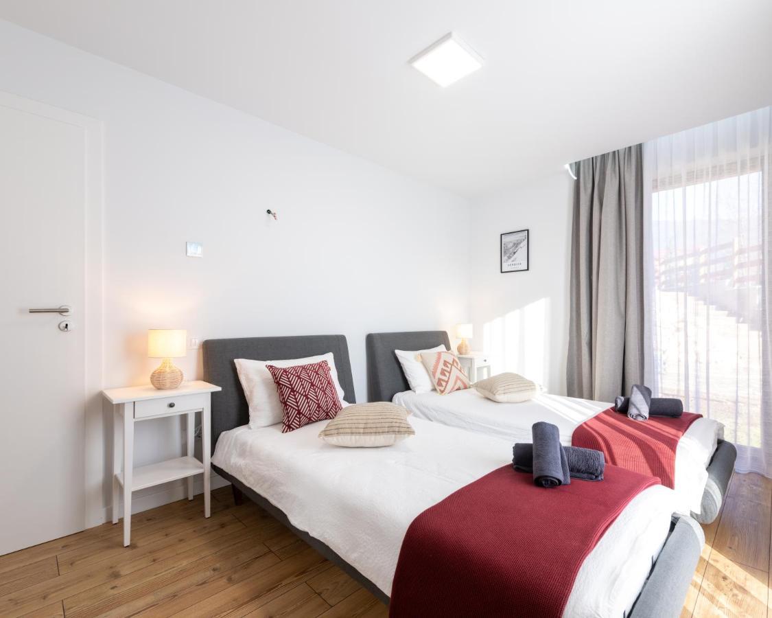 Mountain Lodge Rîşnov Kültér fotó