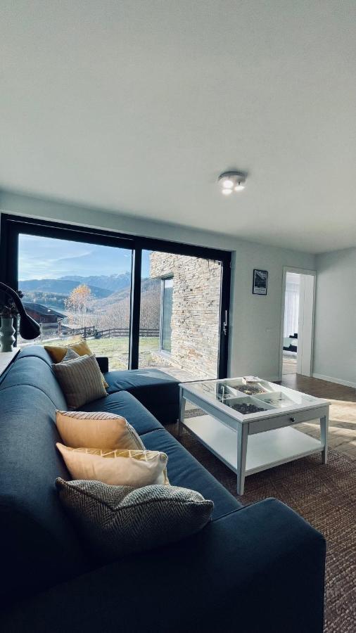 Mountain Lodge Rîşnov Kültér fotó
