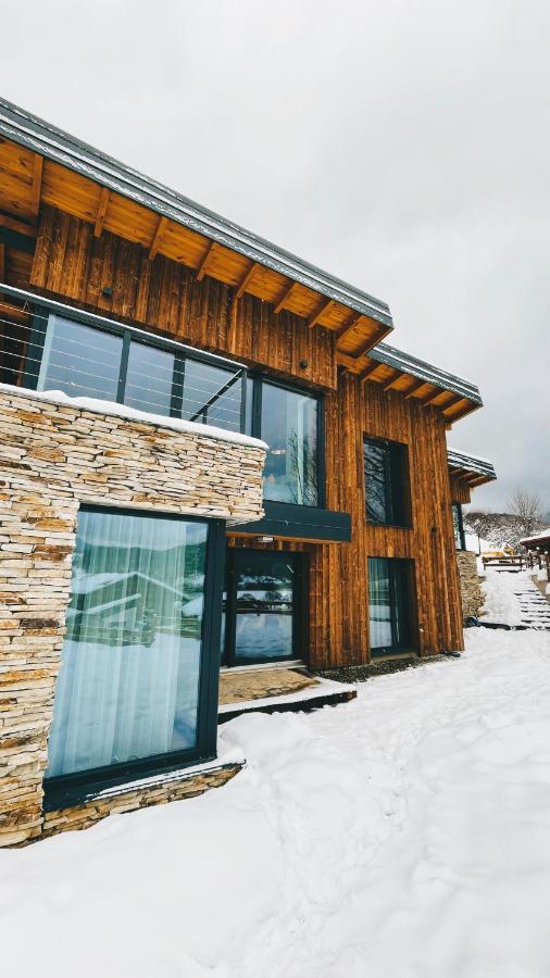 Mountain Lodge Rîşnov Kültér fotó